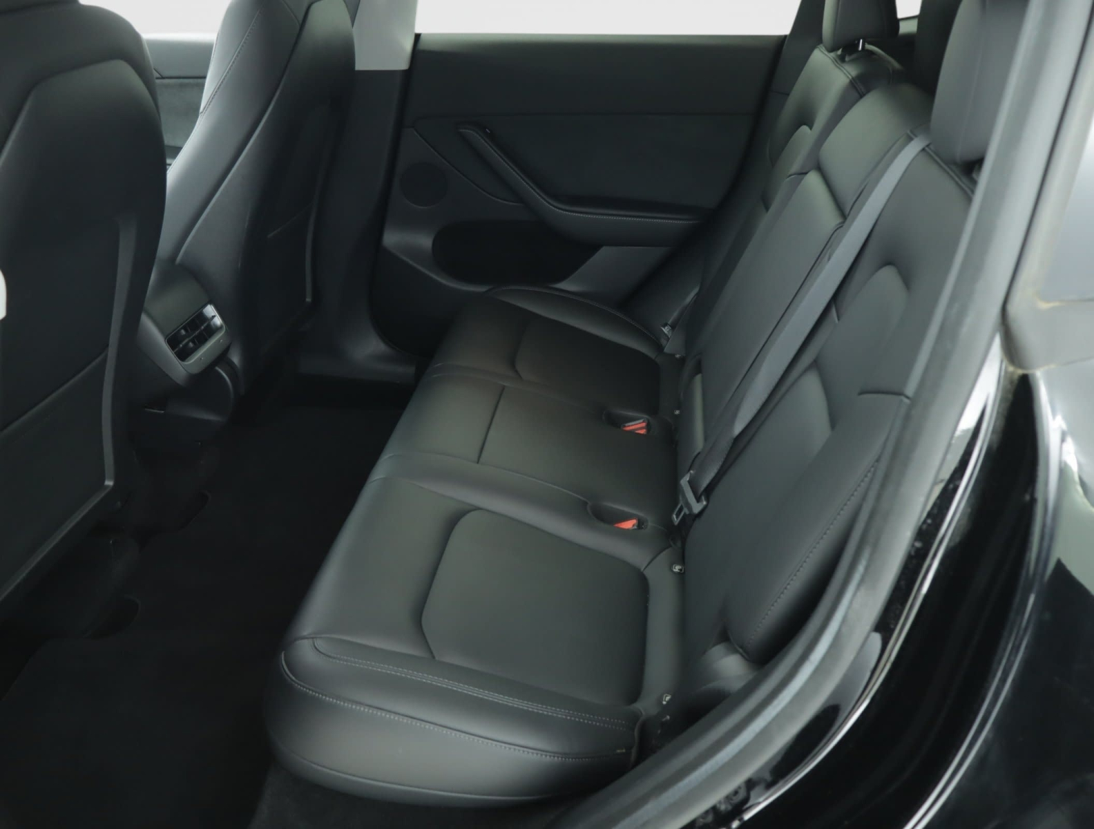 Tesla Model Y - 2023