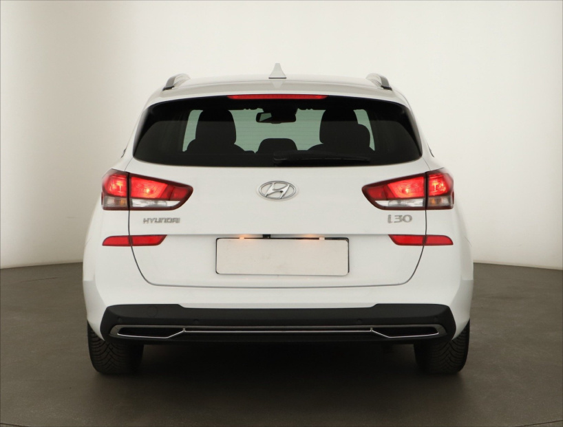 Hyundai i30, 2021