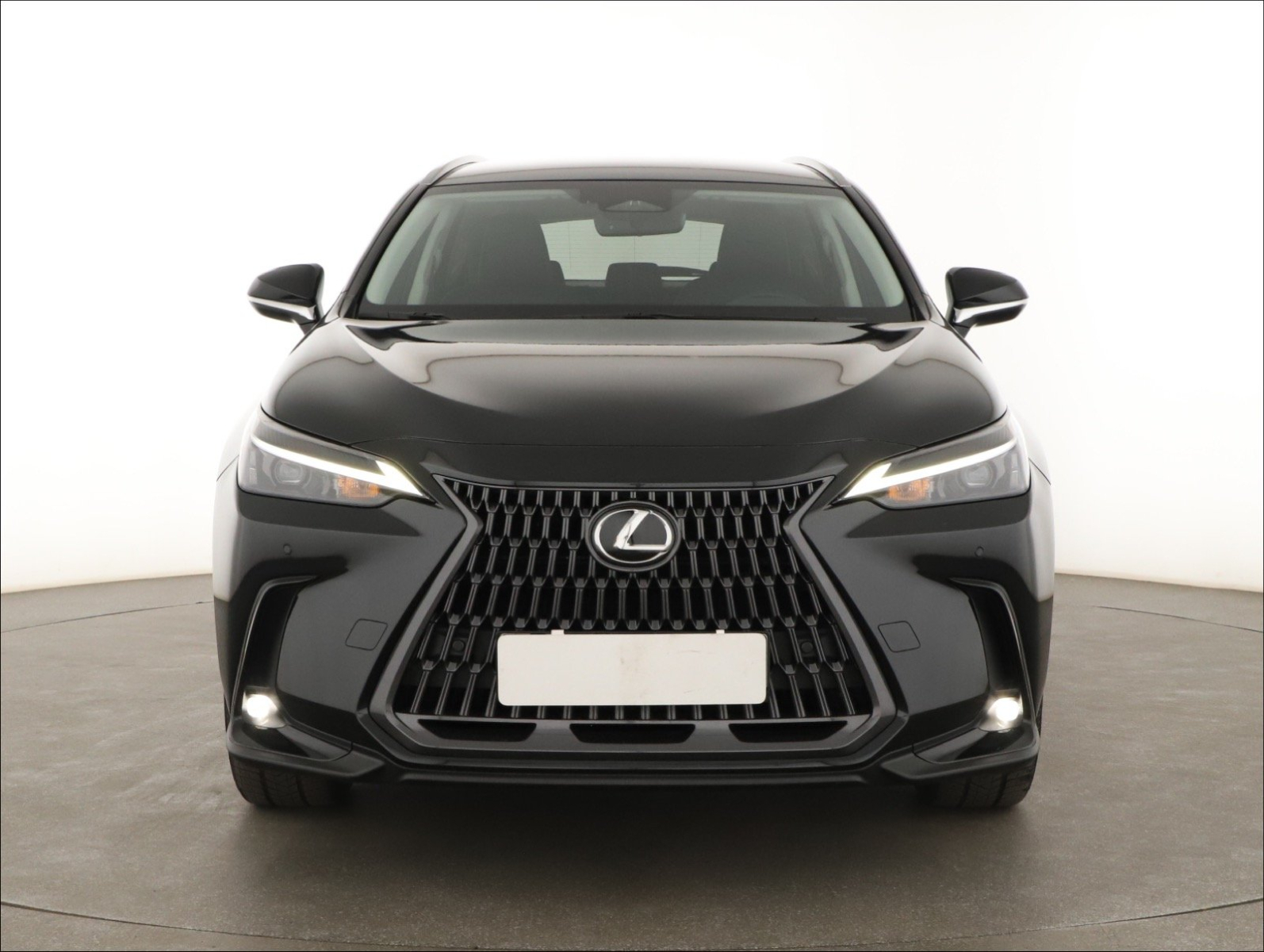 Lexus NX - 2023