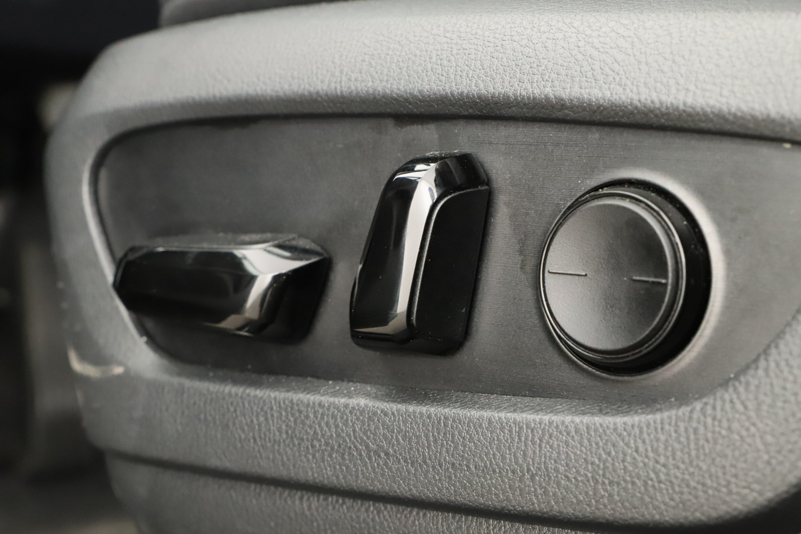 Lexus NX - 2023