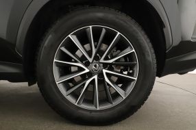 Lexus NX - 2023