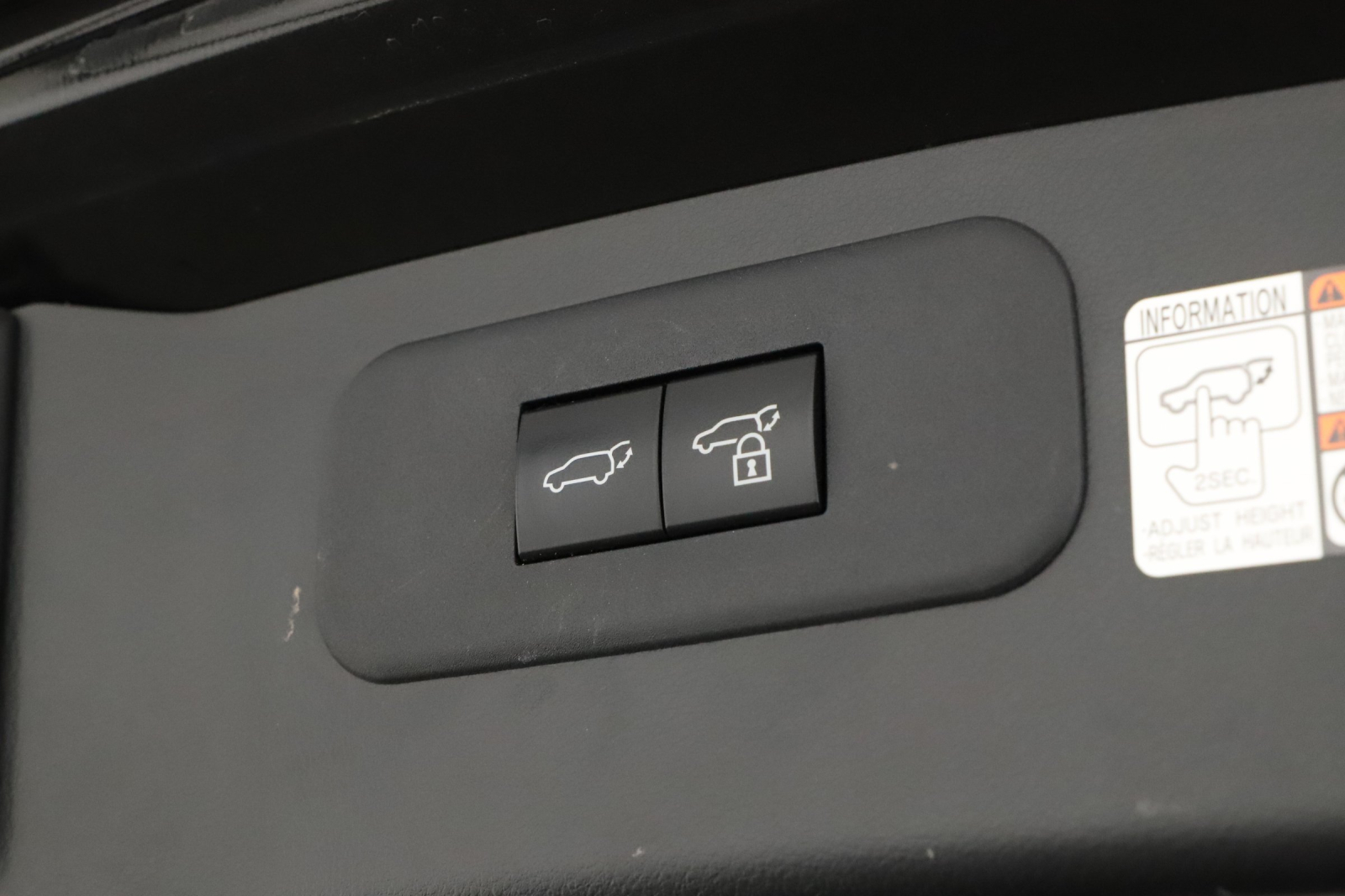 Lexus NX - 2023