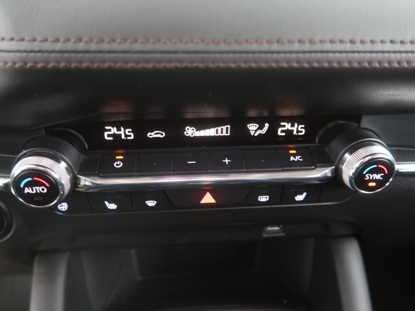 Mazda 3, 2019