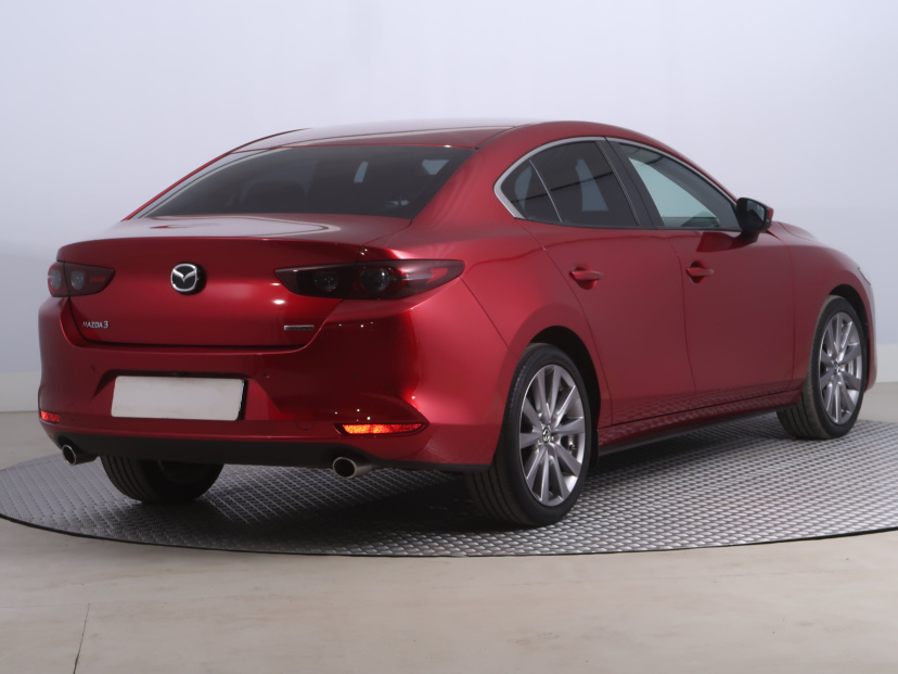 Mazda 3, 2019