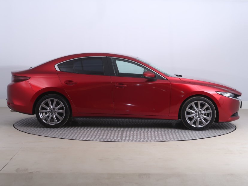 Mazda 3, 2019