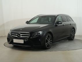 Mercedes-Benz E - 2017
