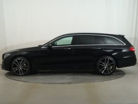 Mercedes-Benz E - 2017
