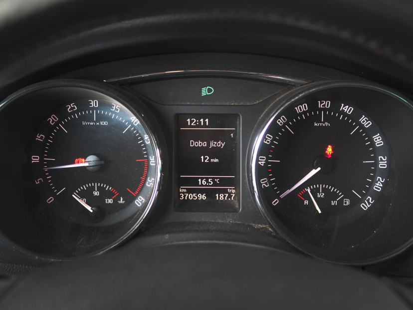 Škoda Superb, 2012