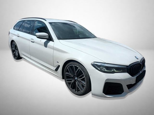 BMW 5 2021