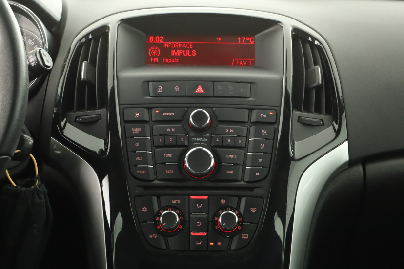 Opel Astra, 2015