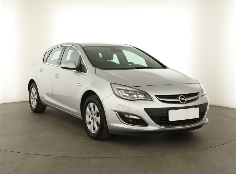 Opel Astra, 2015
