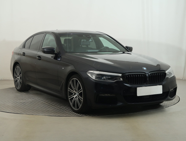 BMW 5 2019