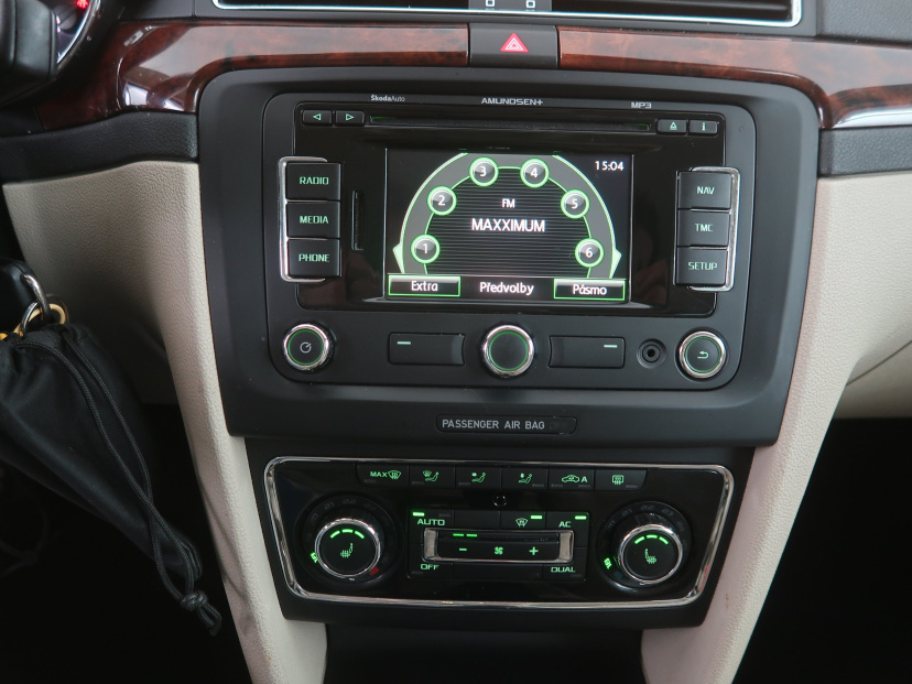 Škoda Superb, 2012
