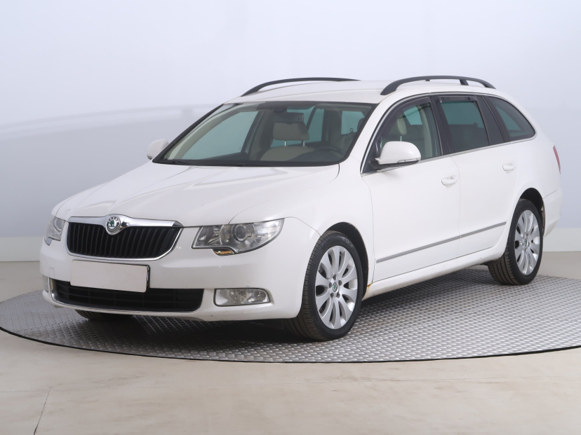 Škoda Superb, 2012