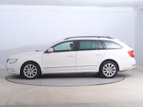 Skoda Superb - 2012