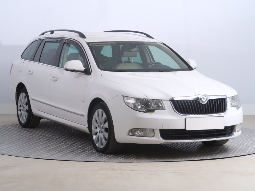 Škoda Superb, 2012