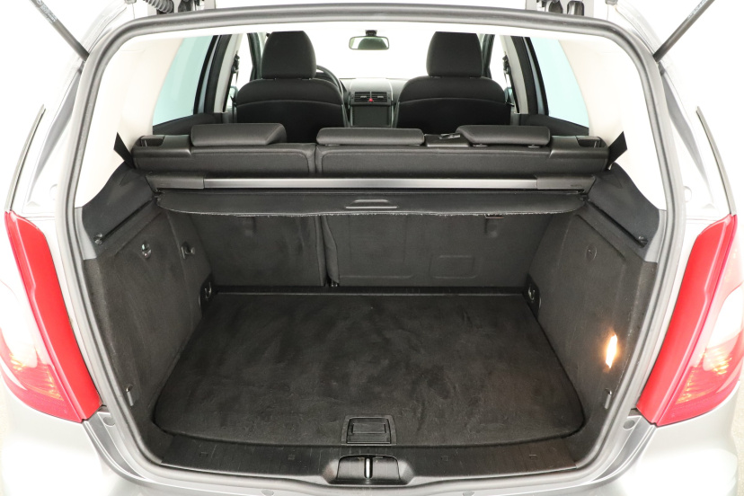 Mercedes-Benz A, 2012