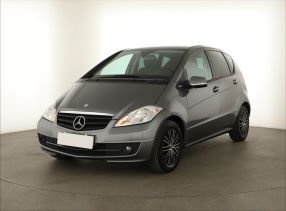 Mercedes-Benz A - 2012