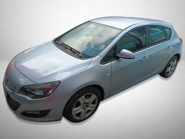 Opel Astra 2015