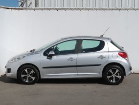 Peugeot 207 - 2009