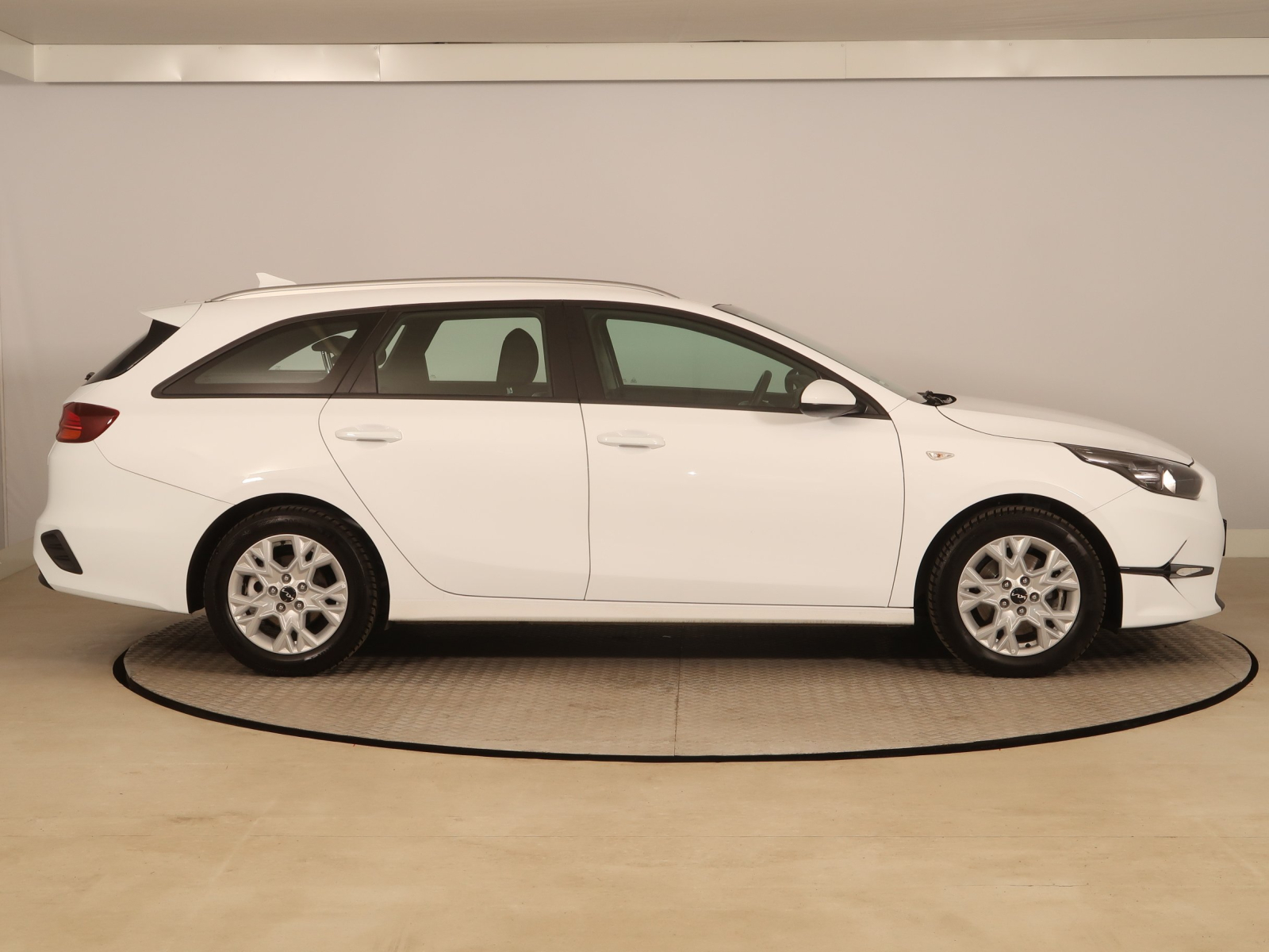 Kia Ceed - 2023