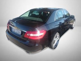 Mercedes-Benz E - 2010