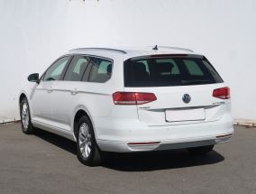 Volkswagen Passat - 2015
