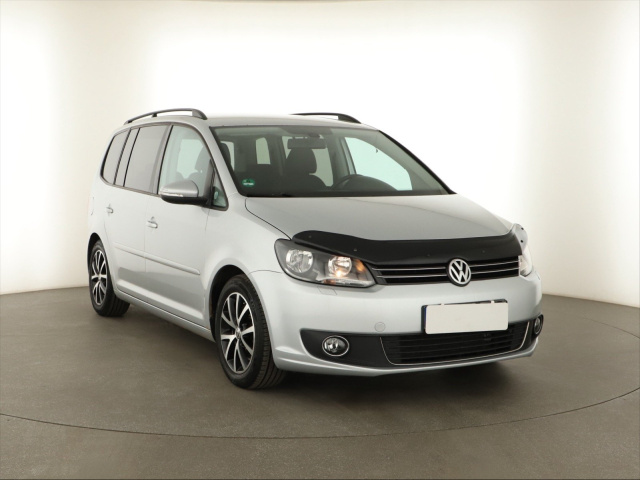 Volkswagen Touran 2011