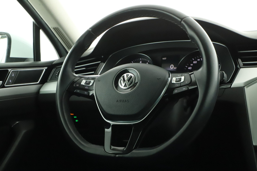 Volkswagen Passat, 2017