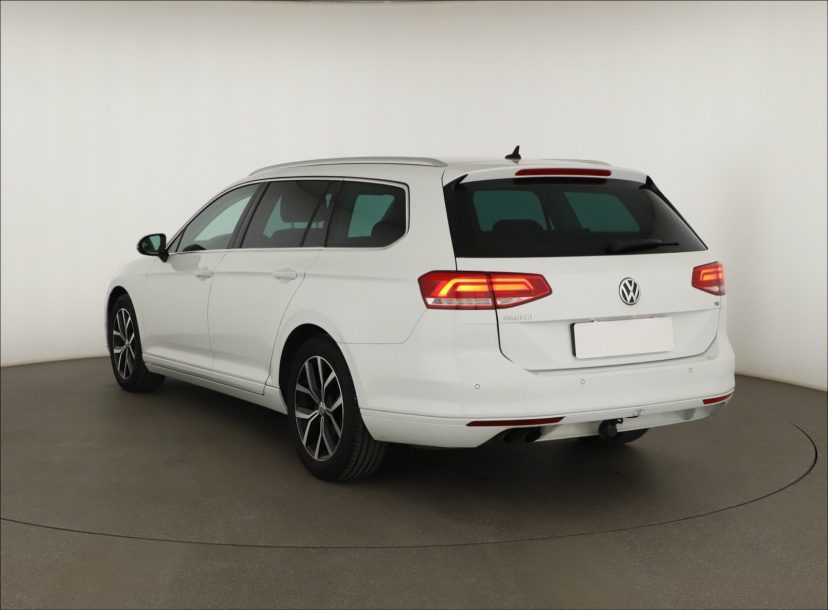 Volkswagen Passat, 2017