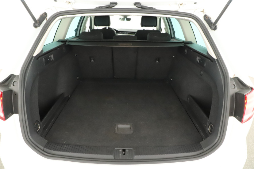 Volkswagen Passat, 2017