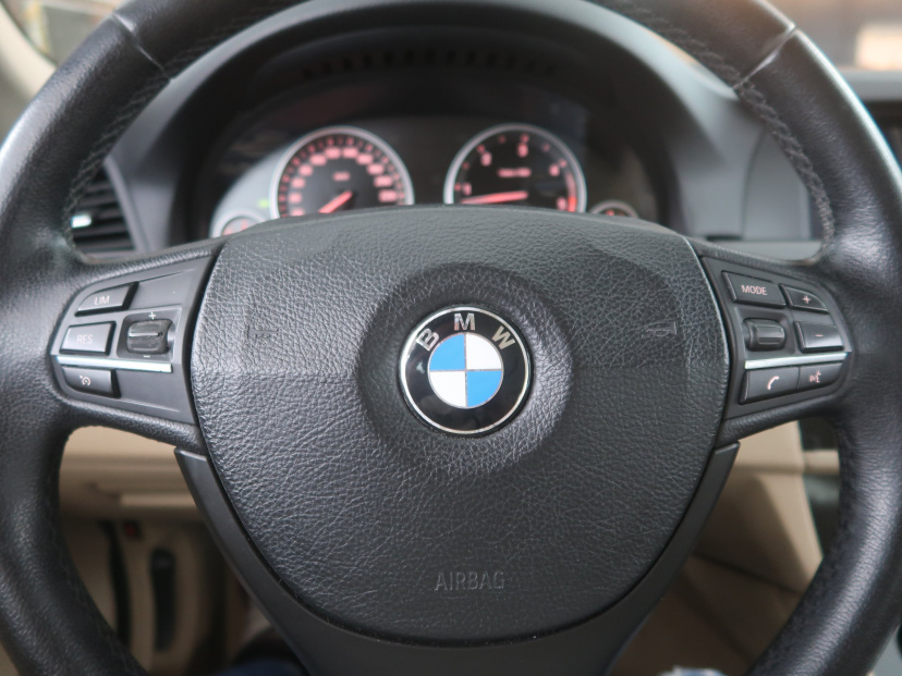 BMW 5, 2011