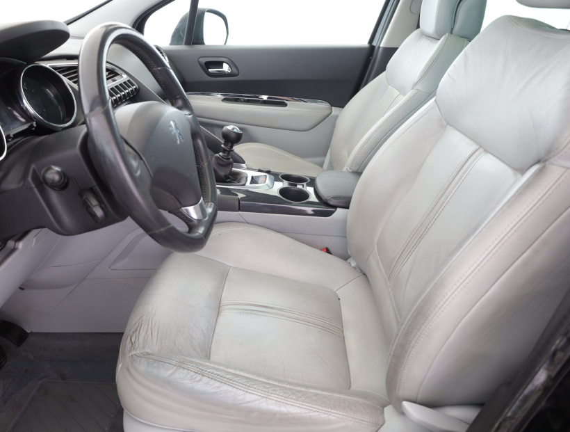 Peugeot 3008, 2010