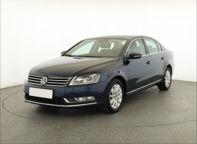 Volkswagen Passat - 2013