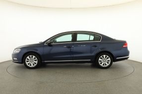 Volkswagen Passat - 2013