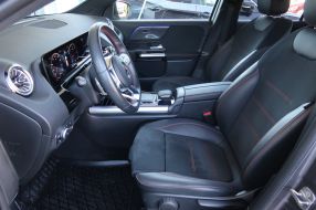 Mercedes-Benz GLA - 2023