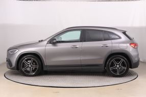 Mercedes-Benz GLA - 2023