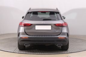 Mercedes-Benz GLA - 2023