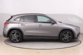 Mercedes-Benz GLA - 2023