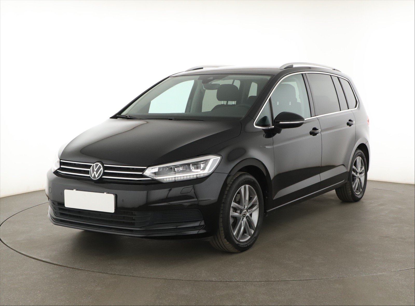 Volkswagen Touran - 2024