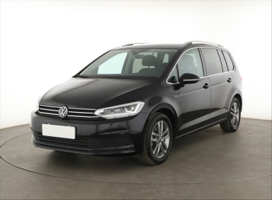 Volkswagen Touran - 2024