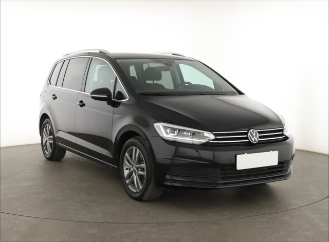 Volkswagen Touran 2024