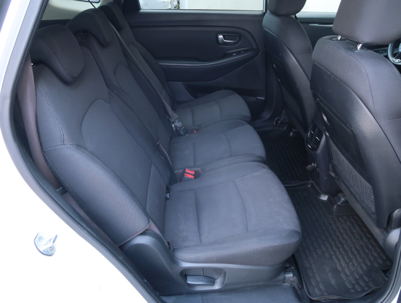 Kia Carens, 2015