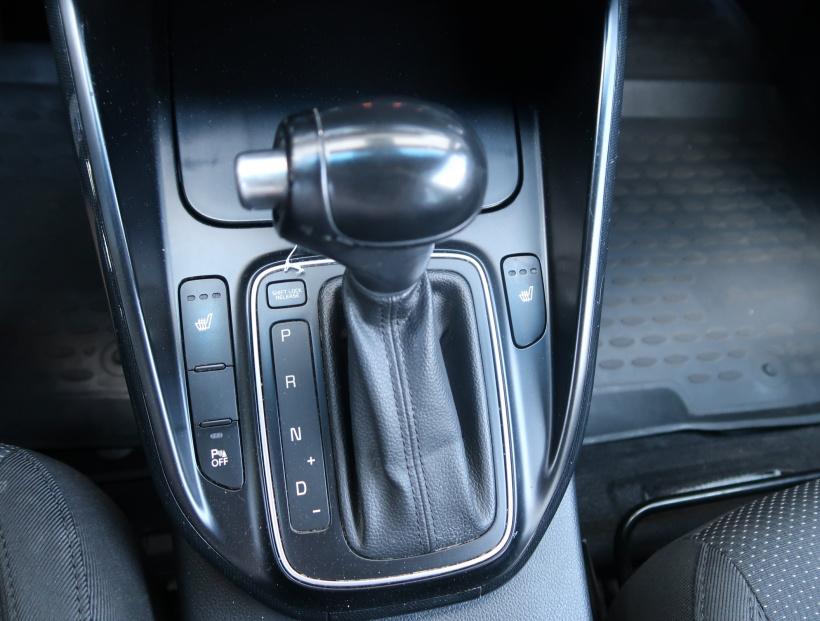 Kia Carens, 2015