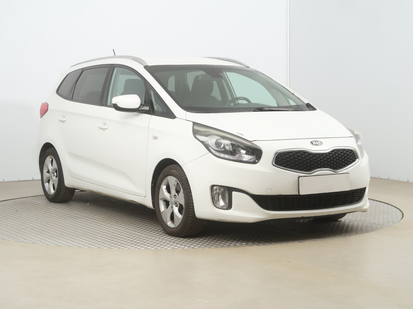 Kia Carens, 2015