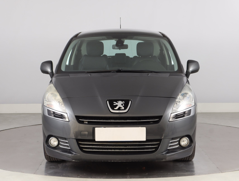 Peugeot 5008, 2012