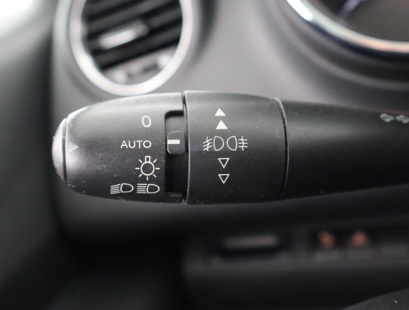 Peugeot 5008, 2012