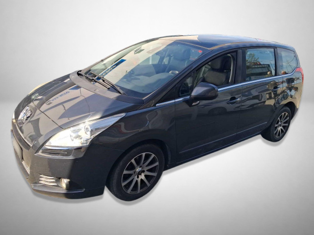 Peugeot 5008 2012