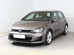 Volkswagen Golf - 2016