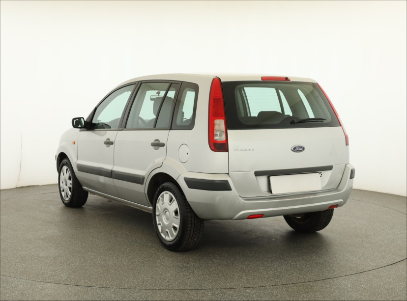 Ford Fusion, 2006